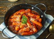 Resep Tteokbokki: Makanan Khas Korea yang Bikin Nagih