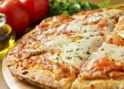 Resep Pizza Margherita: Nikmati Kelezatan Sederhana yang Menggoda