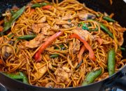 Resep Lo Mein: Makanan Lezat yang Mudah Dibuat di Rumah