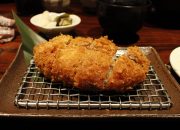 Resep Tonkatsu: Nikmati Kelezatan Katsu Jepang di Rumah