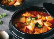 Resep Kimchi-jjigae: Hidangan Pedas yang Bikin Nagih!