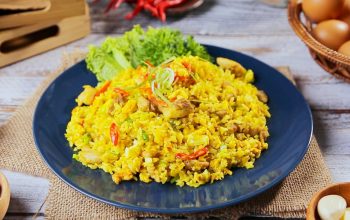 resep nasi goreng kuning kunyit