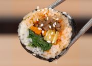 Resep Kimbap: Makanan Khas Korea yang Lezat dan Mudah Dibuat